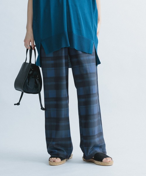 FORK&SPOON(フォークアンドスプーン)の「FORK&SPOON チェックプリントパンツ(その他パンツ・レディース・オリーブ/ネイビー・1)」の22枚目の写真