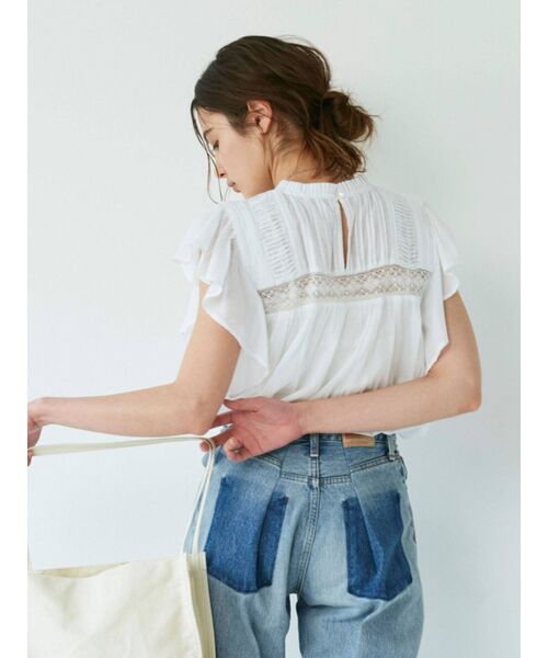 Ungrid(アングリッド)の「コットンノースリフリルブラウス(シャツ/ブラウス・レディース・オフホワイト/パープル/ブラック・FREE)」の5枚目の写真