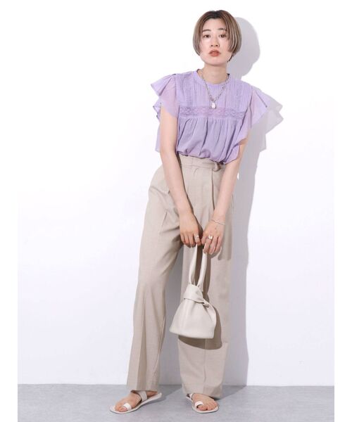 Ungrid(アングリッド)の「コットンノースリフリルブラウス(シャツ/ブラウス・レディース・オフホワイト/パープル/ブラック・FREE)」の19枚目の写真