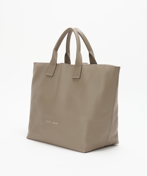 IACUCCI（イアクッチ）の「オペラ CERVO/STAMPA INTERNA（トート