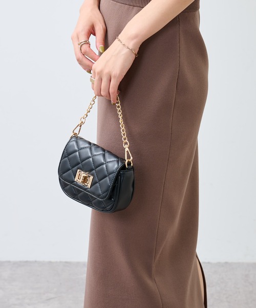 COLONY 2139(コロニートゥーワンスリーナイン)の「キルティング2WAYショルダーバッグ / ハンドバッグ(ショルダーバッグ・レディース・ブラック/ベージュ/オレンジ/グリーン・FREE)」の10枚目の写真