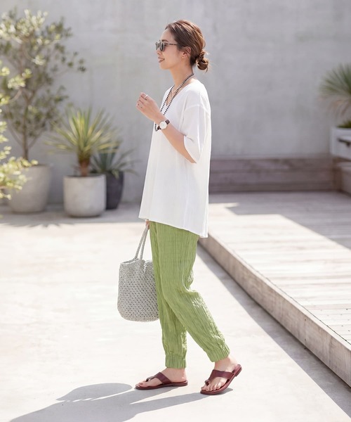STYLE DELI(スタイルデリ)の「【LUXE】シャーリングプリーツジョガーパンツ(その他パンツ・レディース・ブラック/グリーン系・SMALL/MEDIUM)」の17枚目の写真