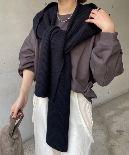 DouDou(ドゥドゥ)の「フード付きマフフラー(マフラー・レディース・ブラック/ボルドー・FREE)」の7枚目の写真