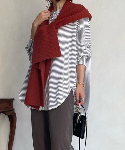 DouDou(ドゥドゥ)の「フード付きマフフラー(マフラー・レディース・ブラック/ボルドー・FREE)」の13枚目の写真