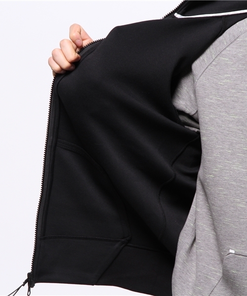 NIKE SPORTSWEAR（ナイキスポーツウェアー）の「メンズ ナイキ テックフリース ジップフーディ パーカー AS NIKE TECH FLEECE AW77（パーカー・メンズ・ブラック/チャコールグレー/ダークグレー/レッド・SMALL/MEDIUM/LARGE/X-LARGE）」の14枚目の写真