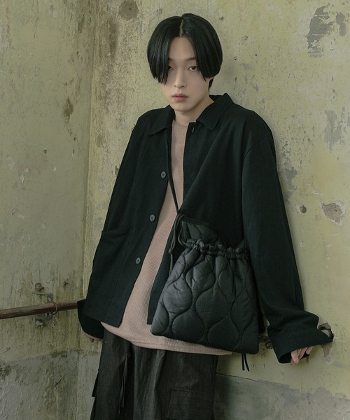 FOLLOWIN（フォロウィン）の「おしゃれデイリーキルティングクロスバック（ショルダーバッグ・レディース・ブラック/カーキ/ベージュ・ONE SIZE）」の6枚目の写真