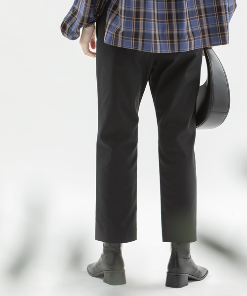 nop de nod(ノップドゥノッド)の「ストレッチクロップドパンツ(その他パンツ・レディース・ブラック/ピンク/グリーン/オレンジ・3)」の20枚目の写真