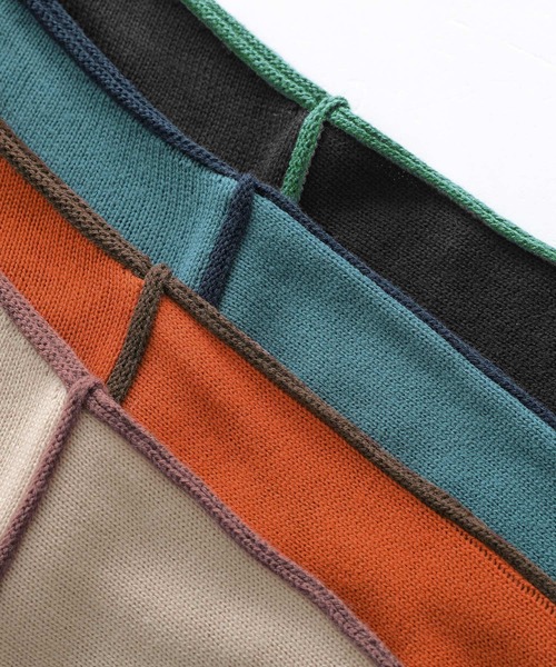 osharewalker(オシャレウォーカー)の「『配色ラインボリュームタートルニット』(ニット/セーター・レディース・ブラック/グレイッシュブルー/オレンジ/ベージュ・FREE)」の11枚目の写真