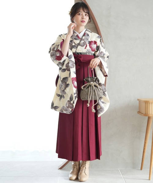 utatane（ウタタネ）の「袴セット utatane えんじレトロ椿（着物