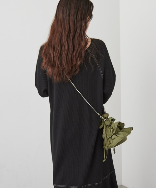 CIAOPANIC TYPY（チャオパニックティピー）の「2WAYあったかサーマル配色ステッチ袖ボリュームワンピース（ワンピース・レディース・ブラック/グレー系その他/ブラウン・ONE SIZE）」の11枚目の写真