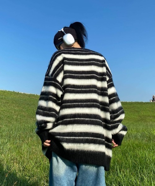 MGV(エムジーヴィー)の「フロントロゴボーダーシャギーニット(ニット/セーター・メンズ・ブラック/ブラウン・MEDIUM/LARGE/X-LARGE)」の16枚目の写真