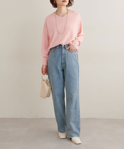 natural couture(ナチュラルクチュール)の「プチプラカシミアタッチVネックニット(ニット/セーター・レディース・ベージュ/ピンク/グリーン/ブラック/オフホワイト・FREE)」の8枚目の写真
