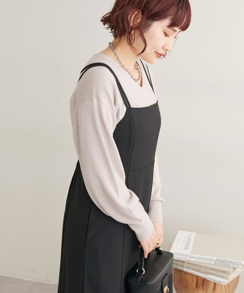 natural couture(ナチュラルクチュール)の「プチプラカシミアタッチVネックニット(ニット/セーター・レディース・ベージュ/ピンク/グリーン/ブラック/オフホワイト・FREE)」の17枚目の写真