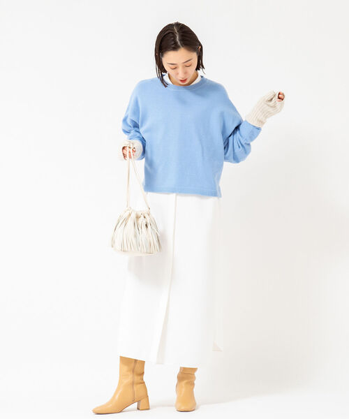 NOLLEY’S(ノーリーズ)の「ウォッシャブルカシミヤ混クロップドプルオーバーニット(ニット/セーター・レディース・ライトグレー/オフホワイト/サックスブルー・FREE)」の7枚目の写真