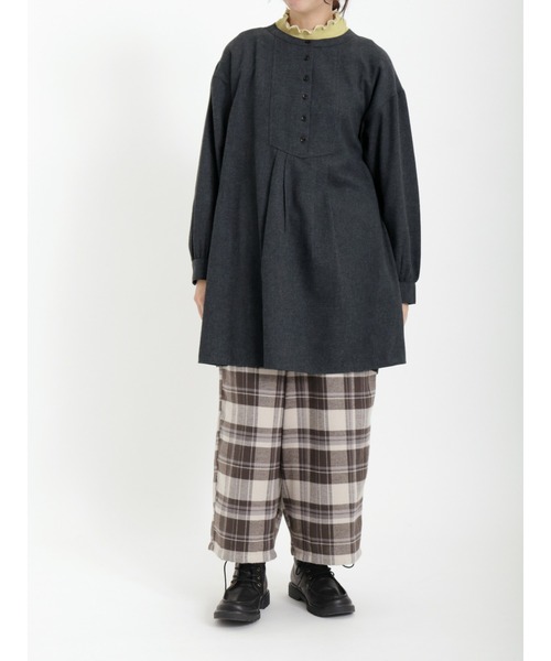 Samansa Mos2（サマンサ モスモス）の「【リサイクルヤーン】切替クルーネックチュニック（チュニック・レディース・グレー/サックスブルー/グリーン/ベージュ/チャコール・ﾌﾘ-）」の8枚目の写真