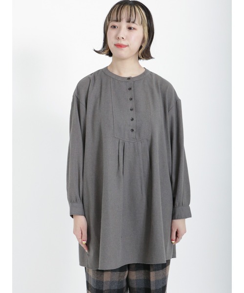 Samansa Mos2（サマンサ モスモス）の「【リサイクルヤーン】切替クルーネックチュニック（チュニック・レディース・グレー/サックスブルー/グリーン/ベージュ/チャコール・ﾌﾘ-）」の21枚目の写真