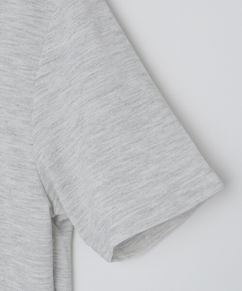 SHIPS（シップス）の「【WEB限定】SHIPS: 吸水速乾・UVケア Drymix（R）ワンポイントロゴ レギュラーカラー ポロシャツ（ポロシャツ・メンズ・ライトグレー/ネイビー/ブラック/ベージュ/ブルー/ダークグレー/ロイヤルブルー/ライトブルー/グレー・XX-LARGE/X-LARGE/LARGE/SMALL/MEDIUM）」の16枚目の写真