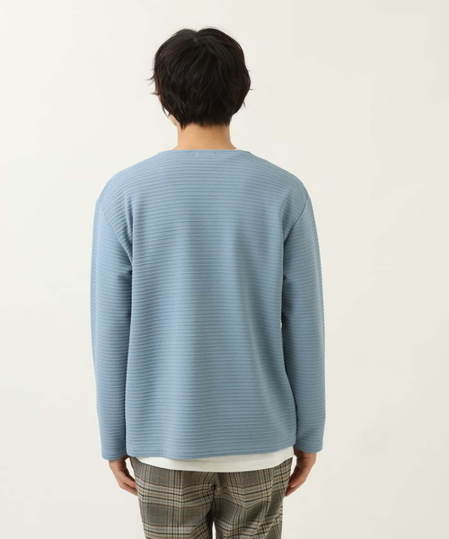 a.v.v(アーヴェヴェ)の「【カットソー+レイヤードインナーの2点セット】タックプルオーバー(Tシャツ/カットソー・メンズ・アイボリー/ライトブルー/ネイビー・46/50/48/44)」の5枚目の写真