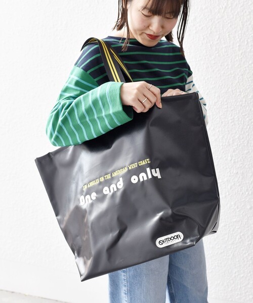 OUTDOOR PRODUCTS(アウトドアプロダクツ)の「*OUTDOOR エンブロイダリー トート ◆(トートバッグ・レディース・ブラック/オレンジ・ONE SIZE)」の4枚目の写真