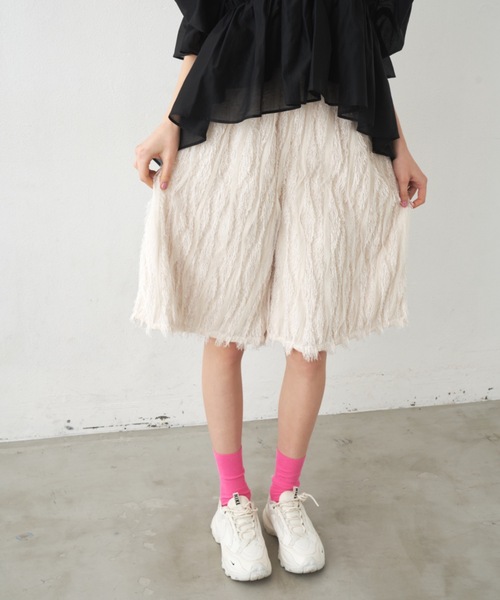 LA BELLE ETUDE(ラベルエチュード)の「チュール×フリンジハーフパンツ(その他パンツ・レディース・ホワイト/ブラック・FREE)」の18枚目の写真