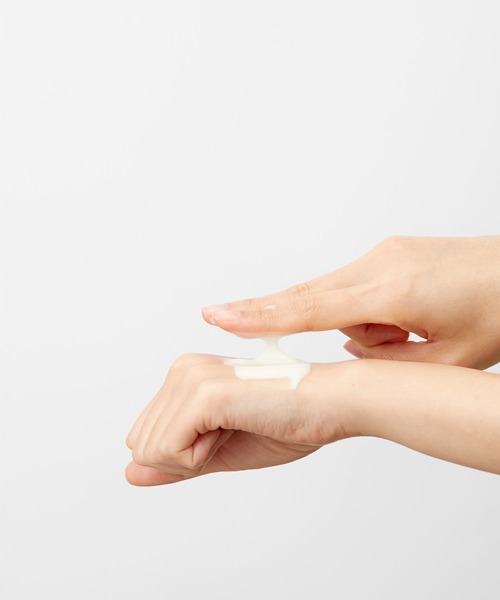 VT(ブイティー)の「VT CICA レチA エッセンス0.1(美容液/オイル/クリーム・レディース・その他・FREE)」の3枚目の写真