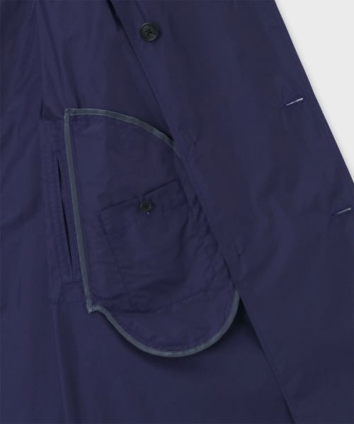 Paul Smith（ポールスミス）の「リラクシングテクスチャー ロングトレンチコート / 133115 088Y（トレンチコート・メンズ・グレイッシュベージュ/ダークブルー・LARGE/MEDIUM）」の11枚目の写真