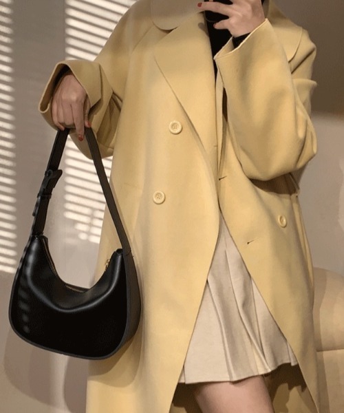 moment+（モーメントプラス）の「【累計販売枚数1万枚突破！】ワンハンドルハーフムーンハンドバッグ（ハンドバッグ・レディース・ブラック/ブラウン/アイボリー・FREE）」の5枚目の写真