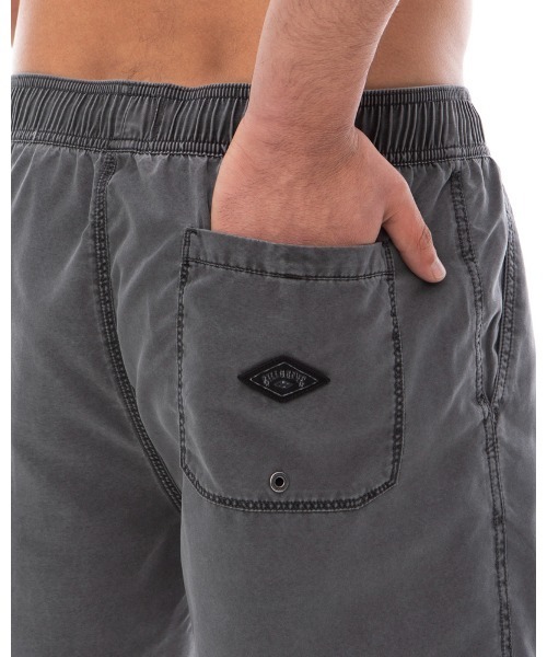 BILLABONG(ビラボン)の「BILLABONG メンズ 【LAYBACK】 ALL DAY OVD LAYBACK ボードショーツ/サーフトランクス 【2023年春夏モデル】/ビラボンウエストゴム水着(水着・メンズ・レッド系その他/パープル/グリーン/ブラック/ネイビー・MEDIUM/LARGE/SMALL)」の13枚目の写真