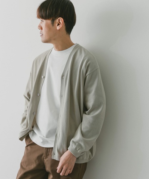 URBAN RESEARCH DOORS（アーバンリサーチドアーズ）の「強撚Vネックカーディガン（カーディガン/ボレロ・メンズ・イエロー/ブルー/チャコールグレー/ライトグレー・MEDIUM/LARGE）」の13枚目の写真