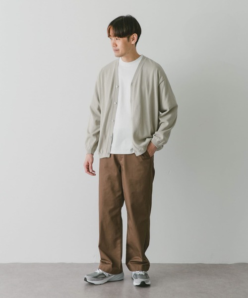 URBAN RESEARCH DOORS（アーバンリサーチドアーズ）の「強撚Vネックカーディガン（カーディガン/ボレロ・メンズ・イエロー/ブルー/チャコールグレー/ライトグレー・MEDIUM/LARGE）」の9枚目の写真