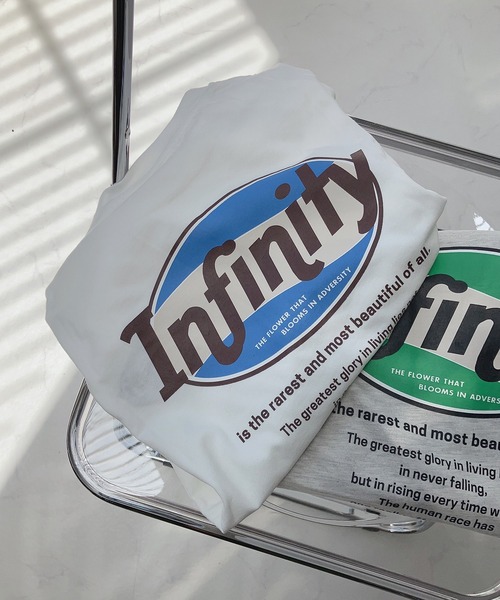 AS KNOW AS plus（アズノゥアズプラス）の「○楕円ロゴ刺繍 バックプリントビッグＴシャツ（Tシャツ/カットソー・レディース・オフホワイト/ライトブルー/オートミール/スミクロ/アイボリー系2/オレンジ/ホワイト系2/ブラック系2/ホワイト系3/アイボリー系3/ブラック系3/ブルー系3/ブラック系4/イエロー系4/アイボリー系4/ホワイト系4/ブルー系5/ブラック系5/アイボリー系5/ホワイト系5・FREE）」の4枚目の写真