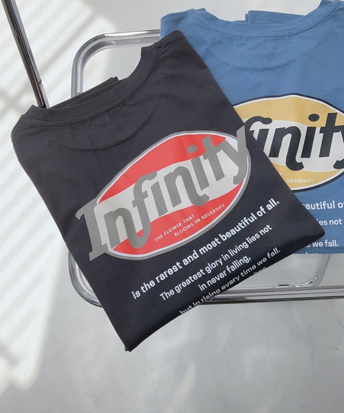 AS KNOW AS plus（アズノゥアズプラス）の「○楕円ロゴ刺繍 バックプリントビッグＴシャツ（Tシャツ/カットソー・レディース・オフホワイト/ライトブルー/オートミール/スミクロ/アイボリー系2/オレンジ/ホワイト系2/ブラック系2/ホワイト系3/アイボリー系3/ブラック系3/ブルー系3/ブラック系4/イエロー系4/アイボリー系4/ホワイト系4/ブルー系5/ブラック系5/アイボリー系5/ホワイト系5・FREE）」の9枚目の写真