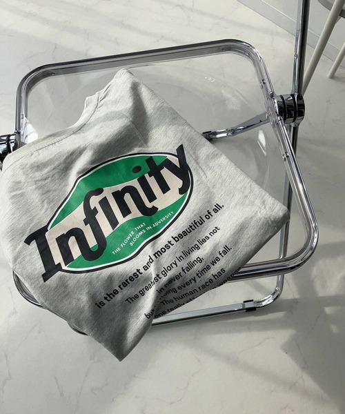 AS KNOW AS plus（アズノゥアズプラス）の「○楕円ロゴ刺繍 バックプリントビッグＴシャツ（Tシャツ/カットソー・レディース・オフホワイト/ライトブルー/オートミール/スミクロ/アイボリー系2/オレンジ/ホワイト系2/ブラック系2/ホワイト系3/アイボリー系3/ブラック系3/ブルー系3/ブラック系4/イエロー系4/アイボリー系4/ホワイト系4/ブルー系5/ブラック系5/アイボリー系5/ホワイト系5・FREE）」の13枚目の写真