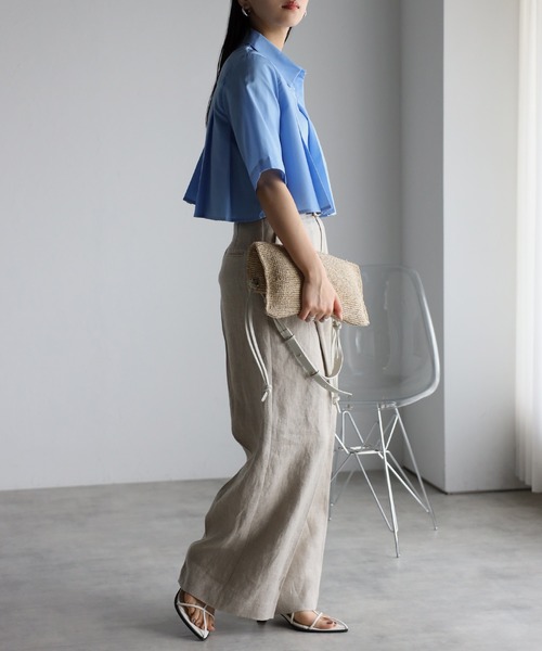 r.（アールドット）の「クロップド プリーツブラウス（シャツ/ブラウス・レディース・ホワイト/ブラック/ブルー/グレー・FREE）」の10枚目の写真