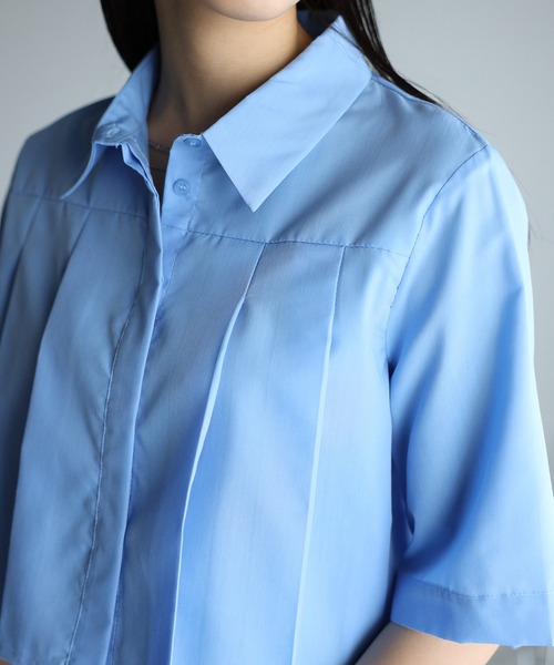 r.（アールドット）の「クロップド プリーツブラウス（シャツ/ブラウス・レディース・ホワイト/ブラック/ブルー/グレー・FREE）」の12枚目の写真