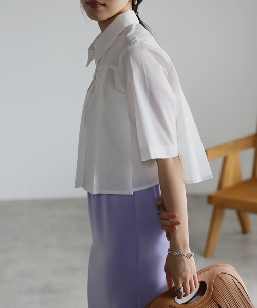 r.（アールドット）の「クロップド プリーツブラウス（シャツ/ブラウス・レディース・ホワイト/ブラック/ブルー/グレー・FREE）」の14枚目の写真