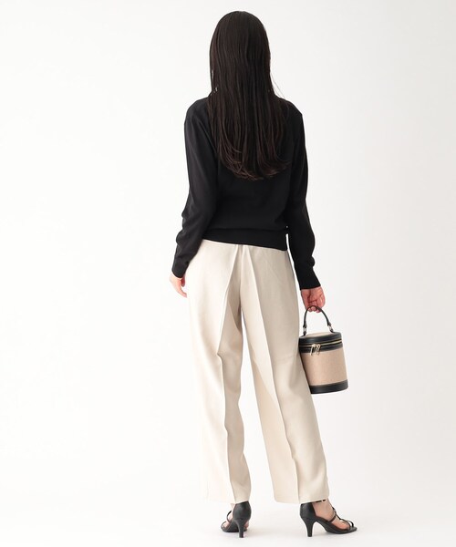 OPAQUE.CLIP（オペークドットクリップ）の「◆オーガニックコットン Vネックニットカーディガン【洗える/UVケア】（カーディガン/ボレロ・レディース・ライトブルー/ブラック/ホワイト系5/ピンク系・40/38）」の8枚目の写真