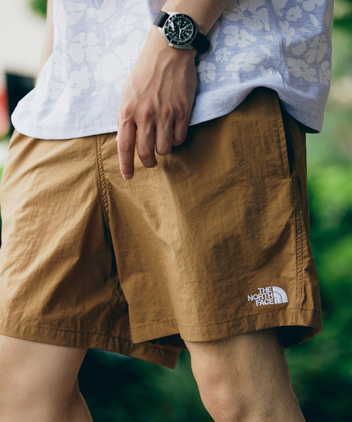 ノースフェイス バーサタイルショーツ　ブラウンベージュ&ブラック おまけ付 ノースフェイス バーサタイルショーツブラック&ブラウンおまけ付き