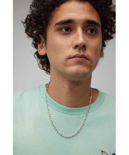 AZUL by moussy（アズールバイマウジー）の「Uチェーンネックレス（ネックレス・メンズ・シルバー・FREE）」の4枚目の写真