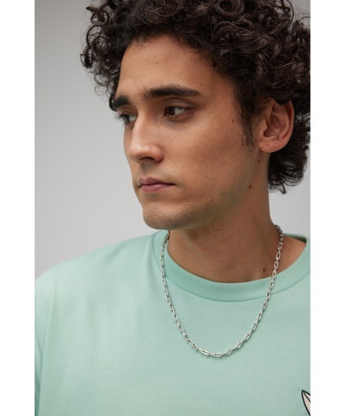 AZUL by moussy（アズールバイマウジー）の「Uチェーンネックレス（ネックレス・メンズ・シルバー・FREE）」の5枚目の写真