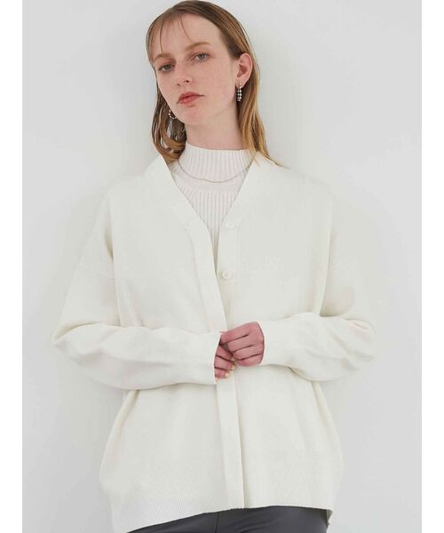 ELENDEEK（エレンディーク）の「ハイネックワイドリブニット（ニット/セーター・レディース・ライム/ブラック/オフホワイト/ブルー・FREE）」の10枚目の写真