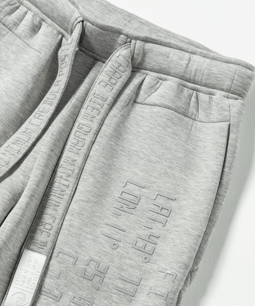 C DIEM（カルペディエム）の「C DIEM(カルペディエム)@Grossy Logo Super Strech PT（スウェットパンツ・メンズ・ブラック/グレー・S/M/L）」の16枚目の写真