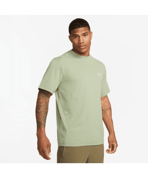 NIKE（ナイキ）の「《NIKEアパレル》DF UV HYVERSE SPNT S/Sﾄｯﾌﾟ（Tシャツ/カットソー・メンズ・ライトグリーン/ブラック/ホワイト・L/XL/M/S）」の14枚目の写真