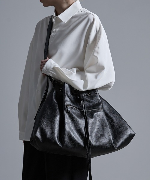 Loose/ルース（ルース）の「ドローコードビッグ巾着ショルダーバッグ（ショルダーバッグ・メンズ・グリーン/シルバーグレー/ブラック・FREE）」の4枚目の写真