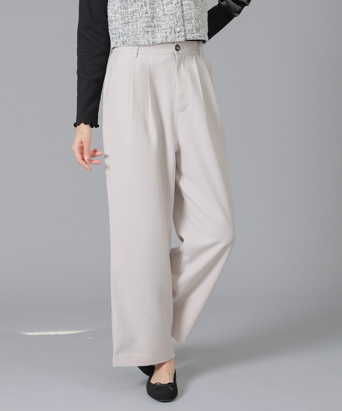 Honeys(ハニーズ)の「タックパンツ(その他パンツ・レディース・グレイッシュベージュ/チャコールグレー/ブラック・L/M/S/LL/SS)」の13枚目の写真