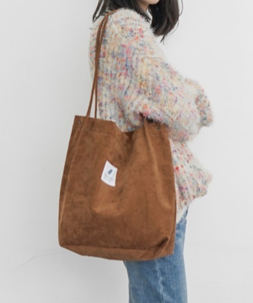 wears(ウェアーズ)の「【A4収納可能】コーデュロイトートバッグ(トートバッグ・レディース・ブラック/ブラウン/ベージュ・FREE)」の10枚目の写真