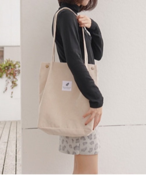 wears(ウェアーズ)の「【A4収納可能】コーデュロイトートバッグ(トートバッグ・レディース・ブラック/ブラウン/ベージュ・FREE)」の17枚目の写真