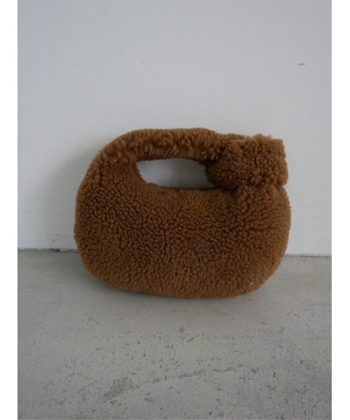 TRUNC（トランクエイティーエイト）の「MOKOMOKO Boa Round Bag（ハンドバッグ・レディース・ブラウン/ブラック/ミント・FREE）」の2枚目の写真