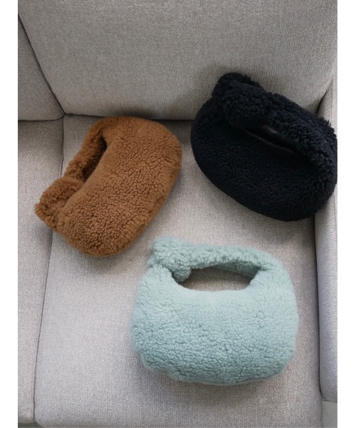 TRUNC（トランクエイティーエイト）の「MOKOMOKO Boa Round Bag（ハンドバッグ・レディース・ブラウン/ブラック/ミント・FREE）」の3枚目の写真
