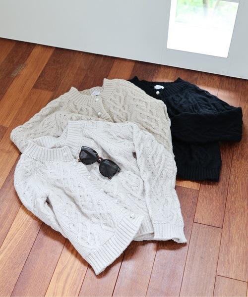 ULEULA（ウルア）の「柄編みニットカーディガン（カーディガン/ボレロ・レディース・アイボリー/ブラック/グレイッシュベージュ・FREE）」の18枚目の写真
